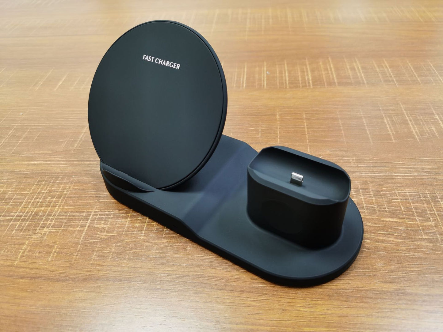 Chargeur sans fil trois en un